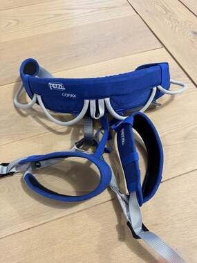 Petzl Corax All-Around Climbing Harness (Size 1)